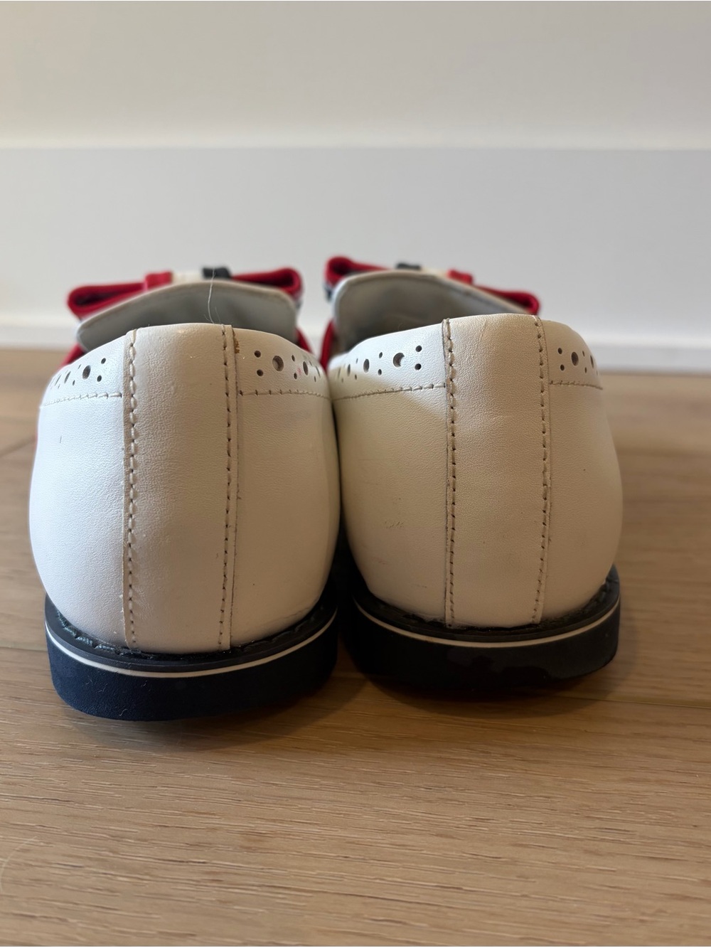 G/FORE Women’s Golf Loafers with Red & Navy Trim Brogue Cruiser - Picture 4 of 6
